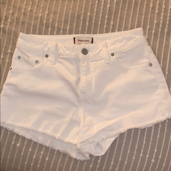 Aritzia Sunday Best Denim Short - Picture 1 of 4